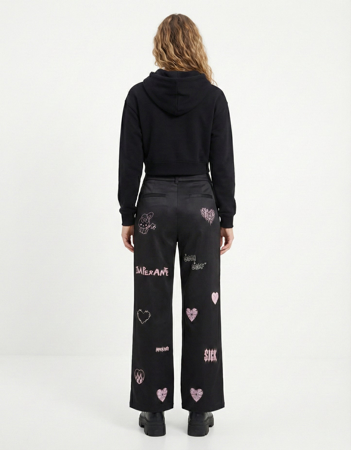 Pantalon Estampado Hello Kitty Negro