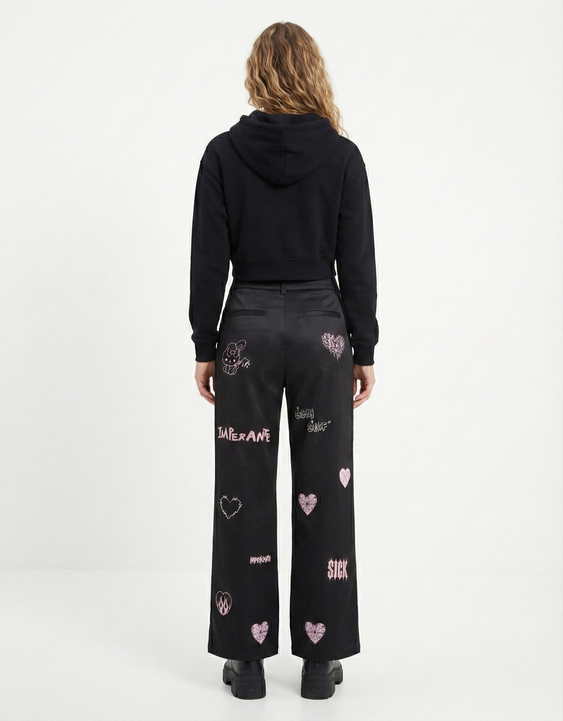 Pantalon Estampado Hello Kitty Negro
