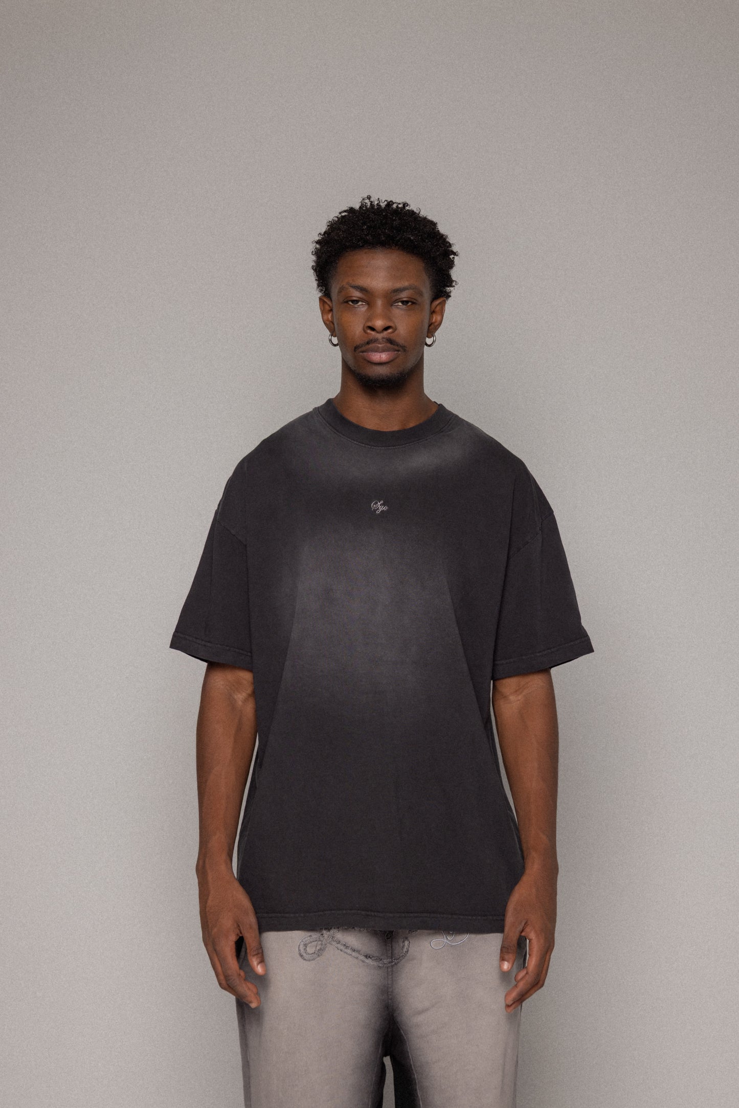 Oversized The Win Stone-Negro
