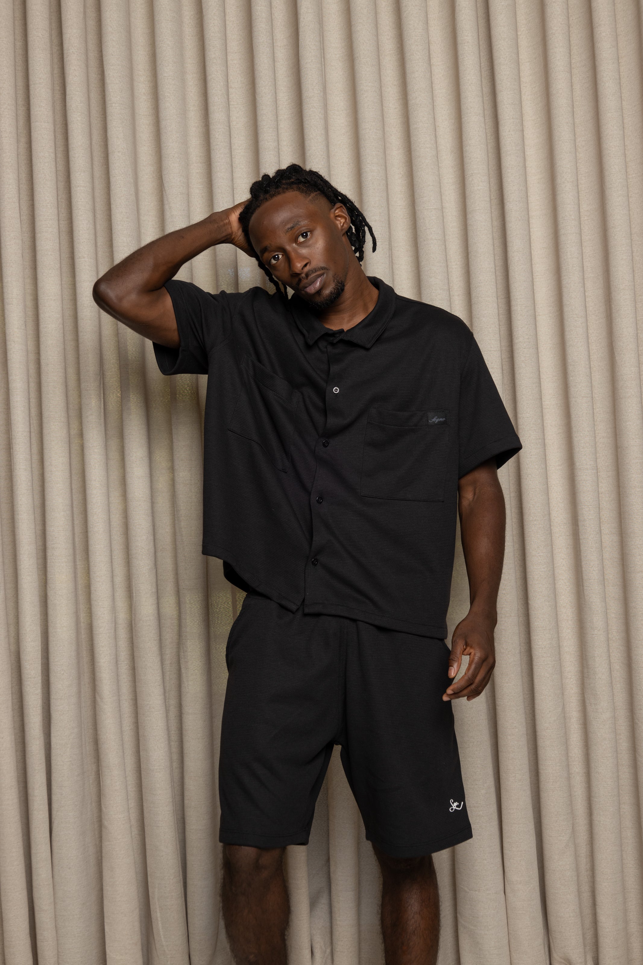 Camisa Trust Me Boxy Fit -Negra