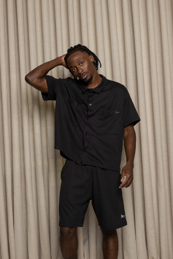 Camisa Trust Me Boxy Fit -Negra