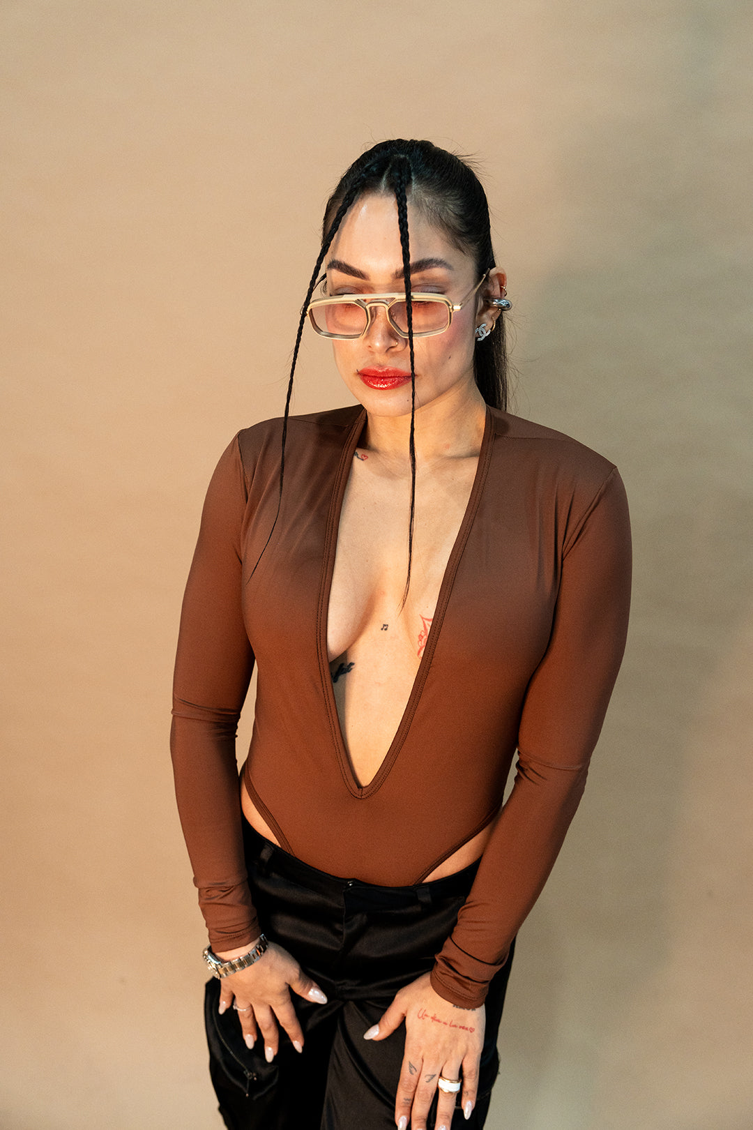 Body Escote Profundo Café