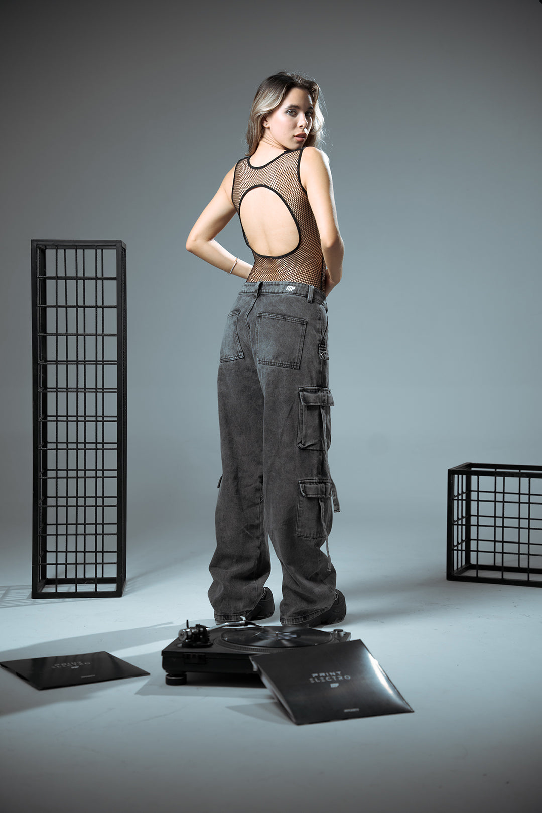 Pantalón Denim Cargo Gris
